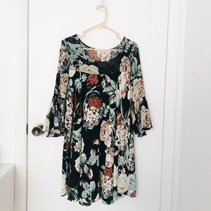 Anthropologie paper crown floral bell sleeve dress